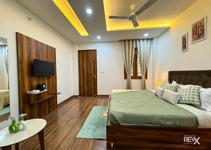Guru Sadan A Luxe Stay