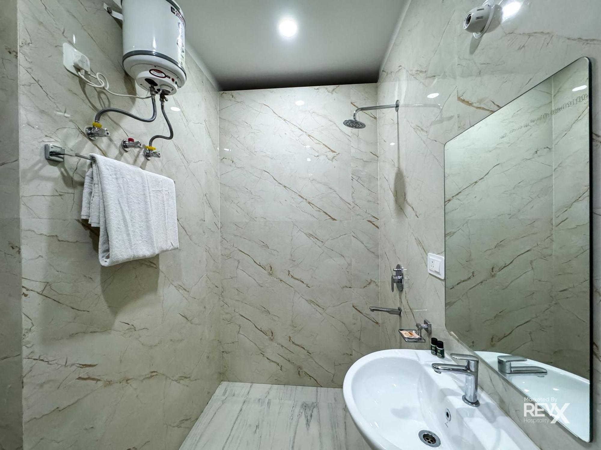 Guru Sadan A Luxe Homestay