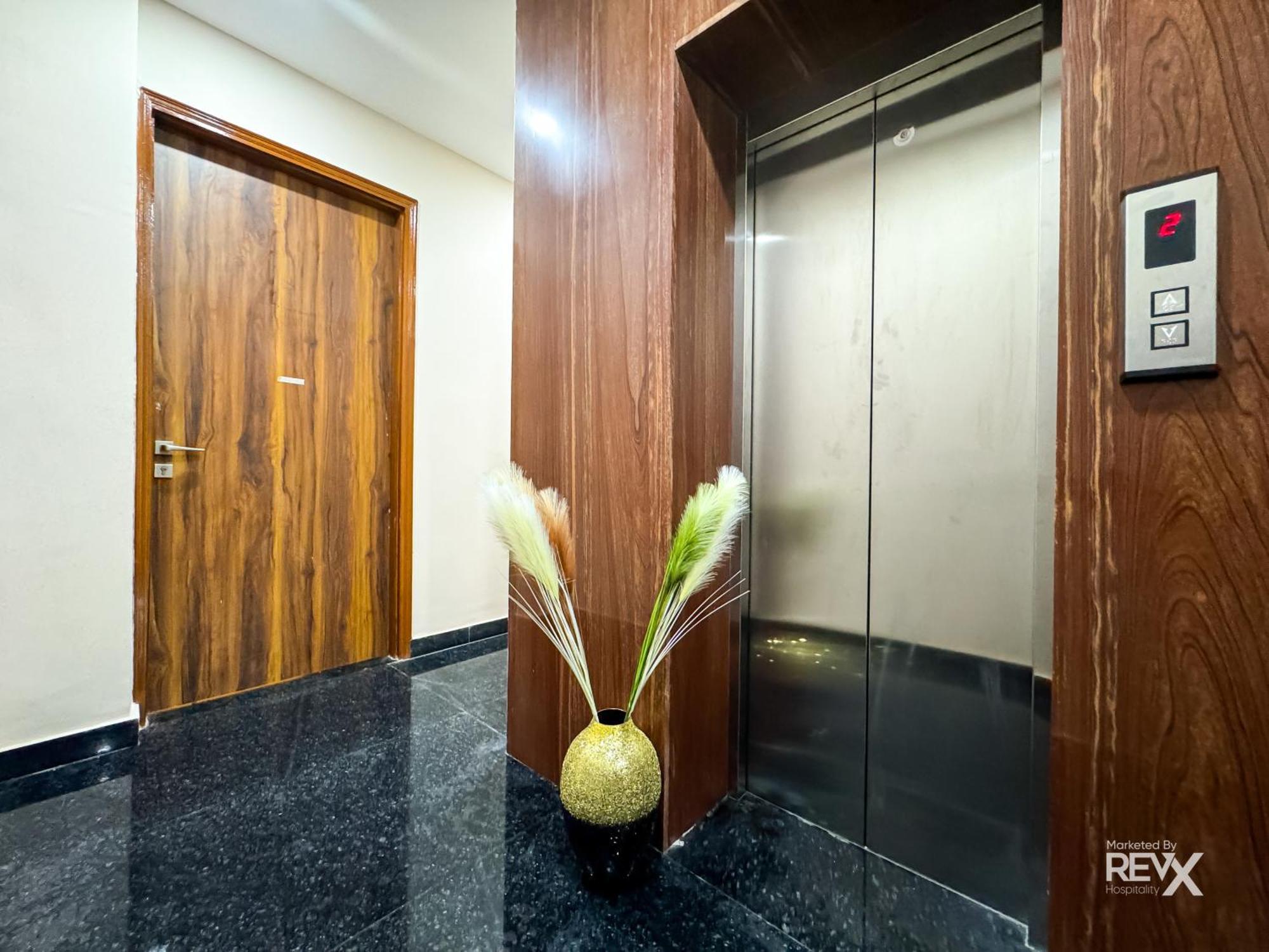 Homestay Guru Sadan A Luxe Ayodhya