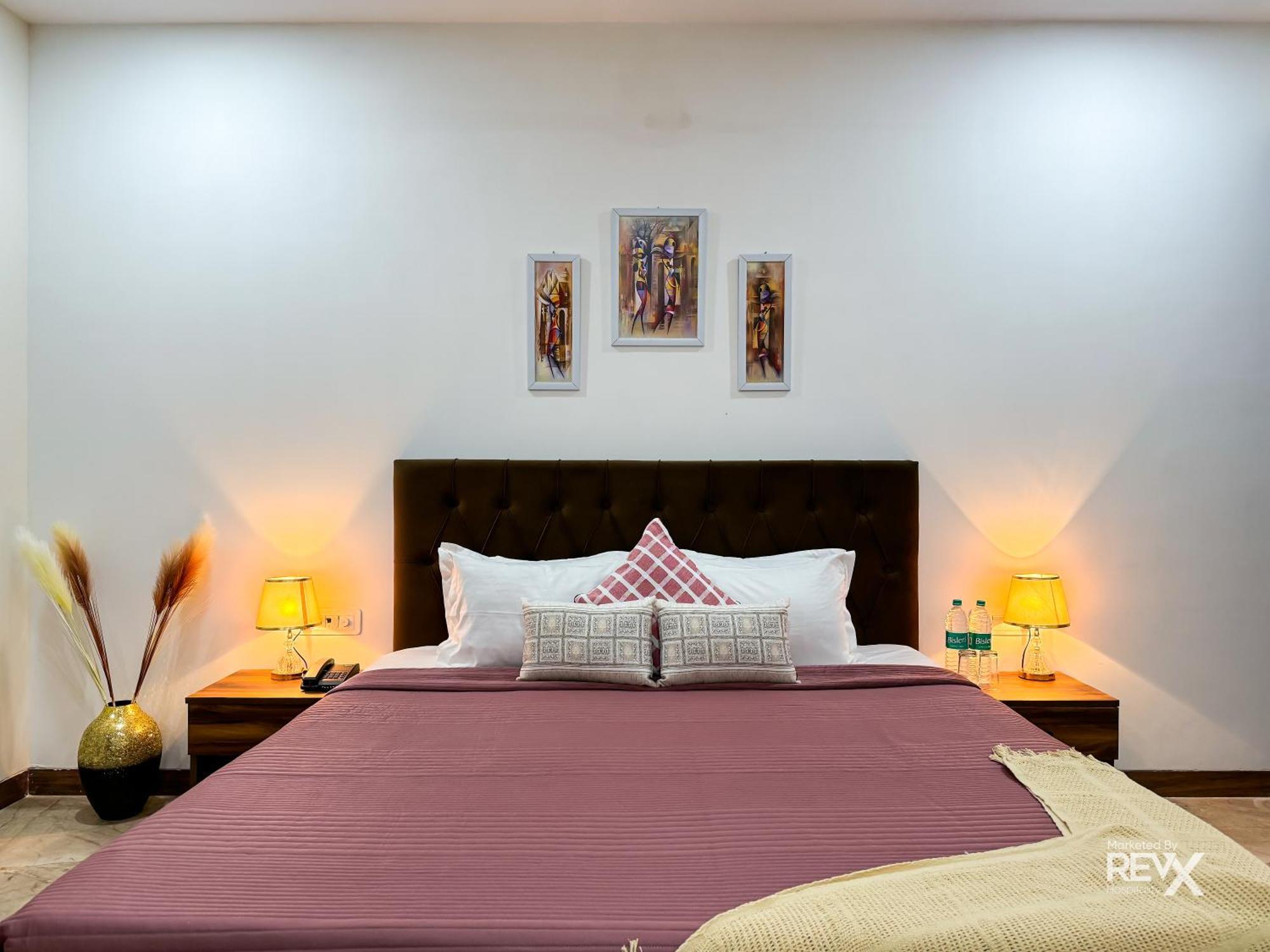 Guru Sadan A Luxe