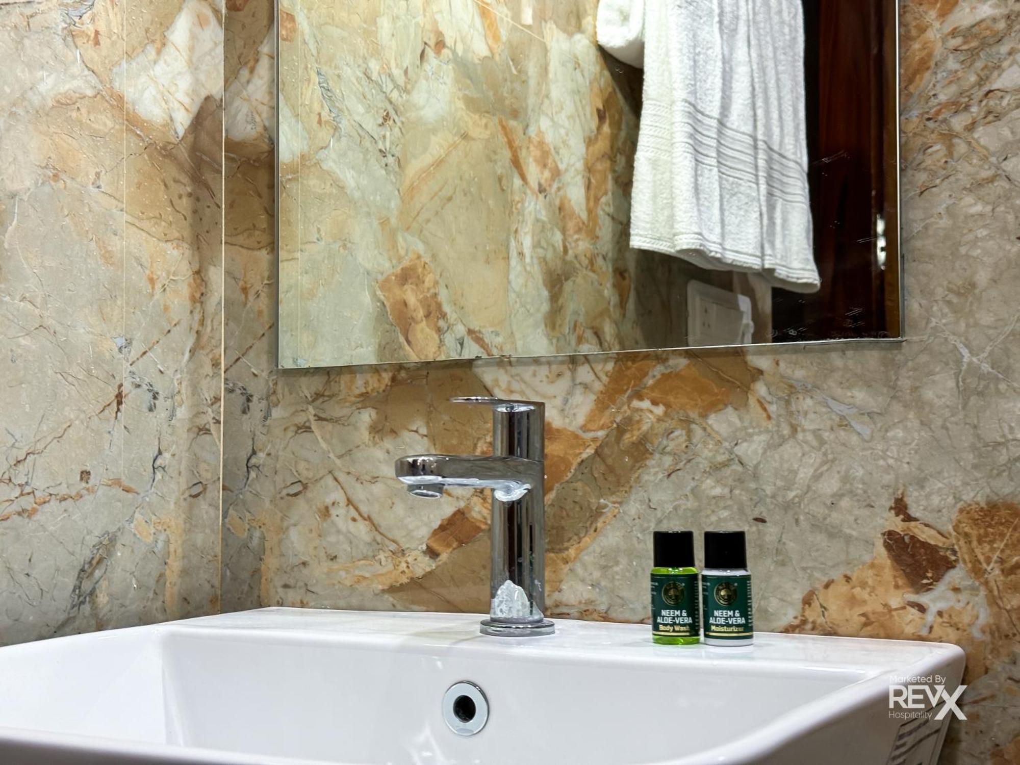 Guru Sadan A Luxe Homestay
