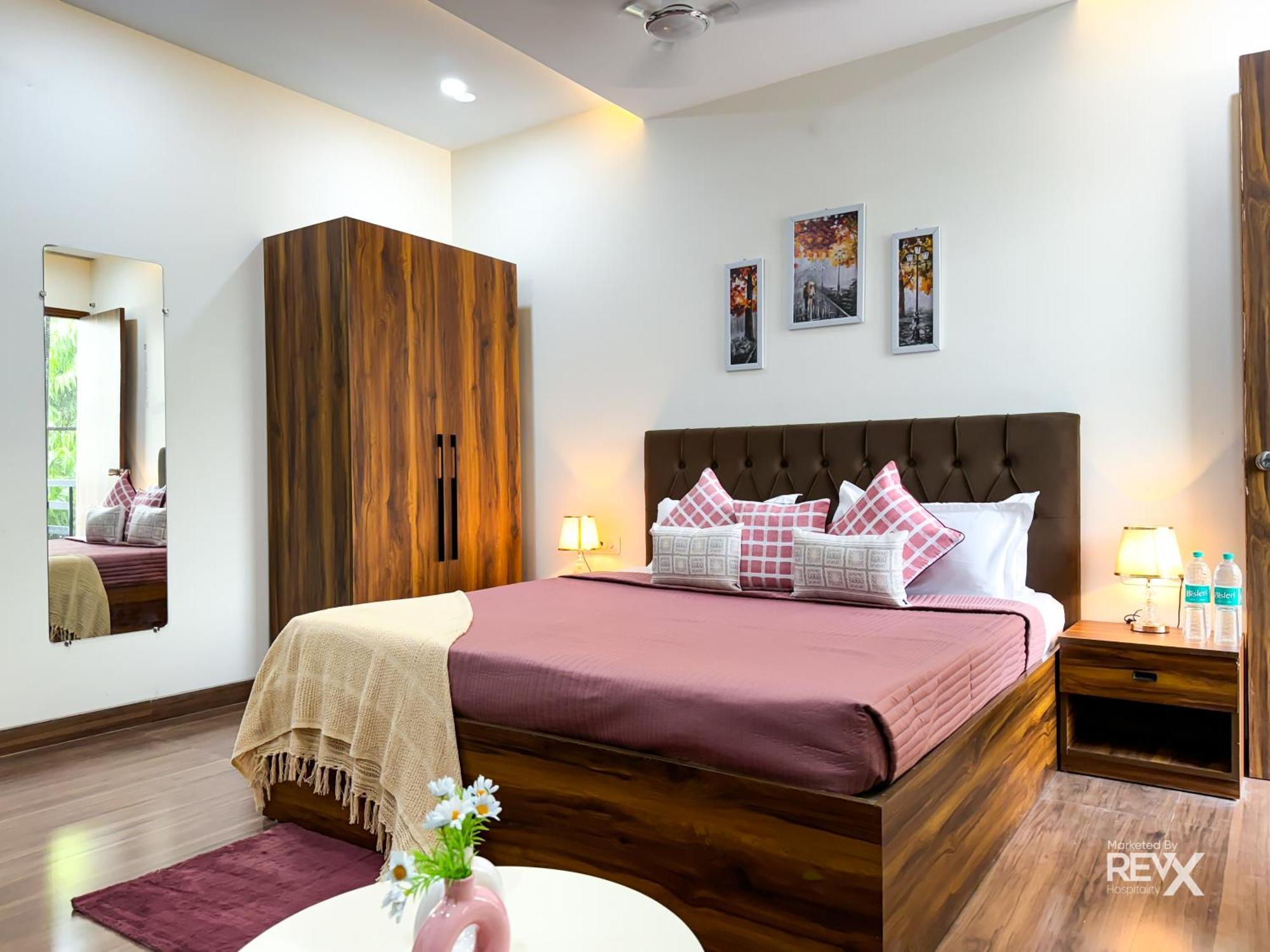 Guru Sadan A Luxe