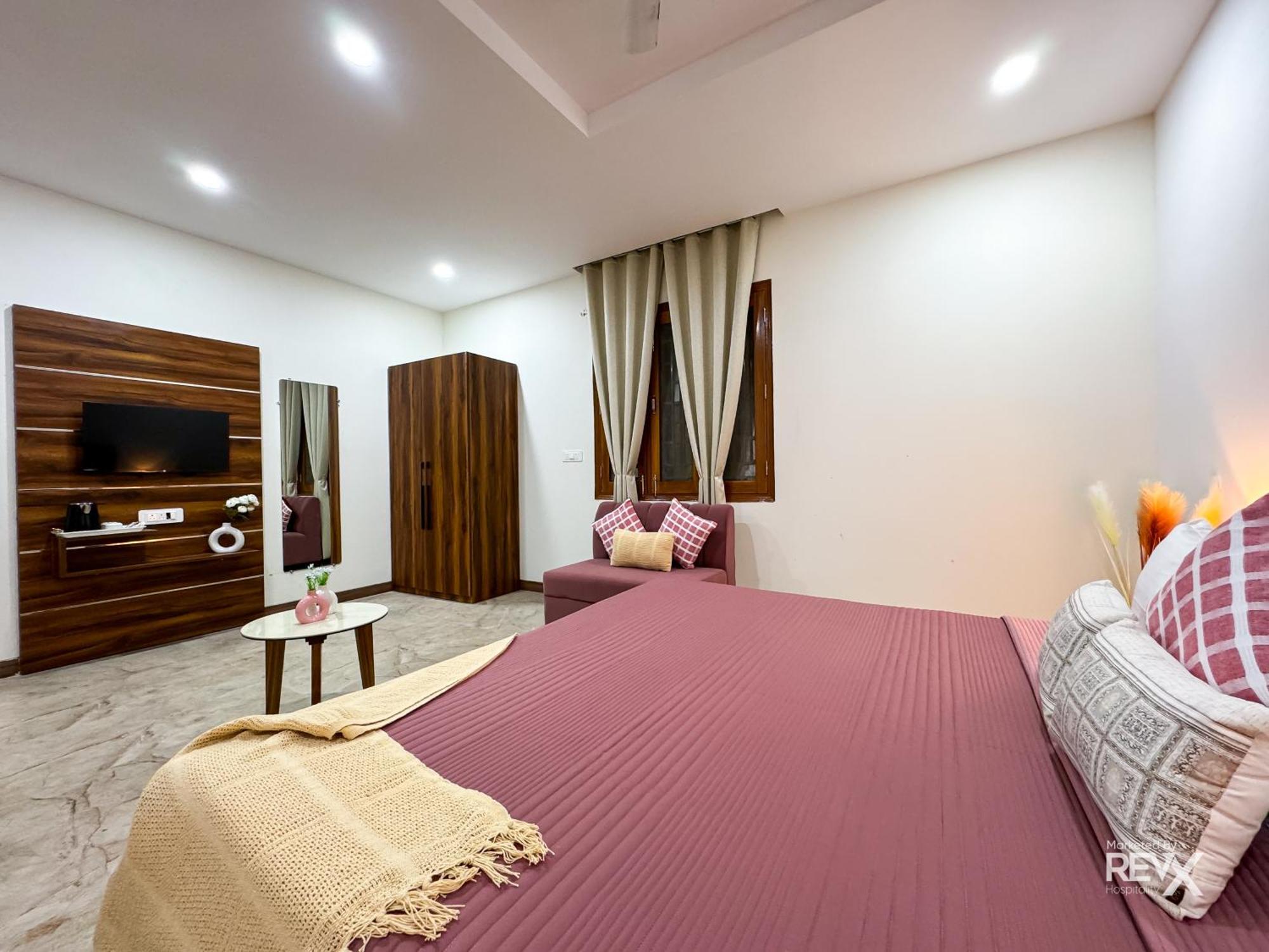 Homestay Guru Sadan A Luxe Ayodhya