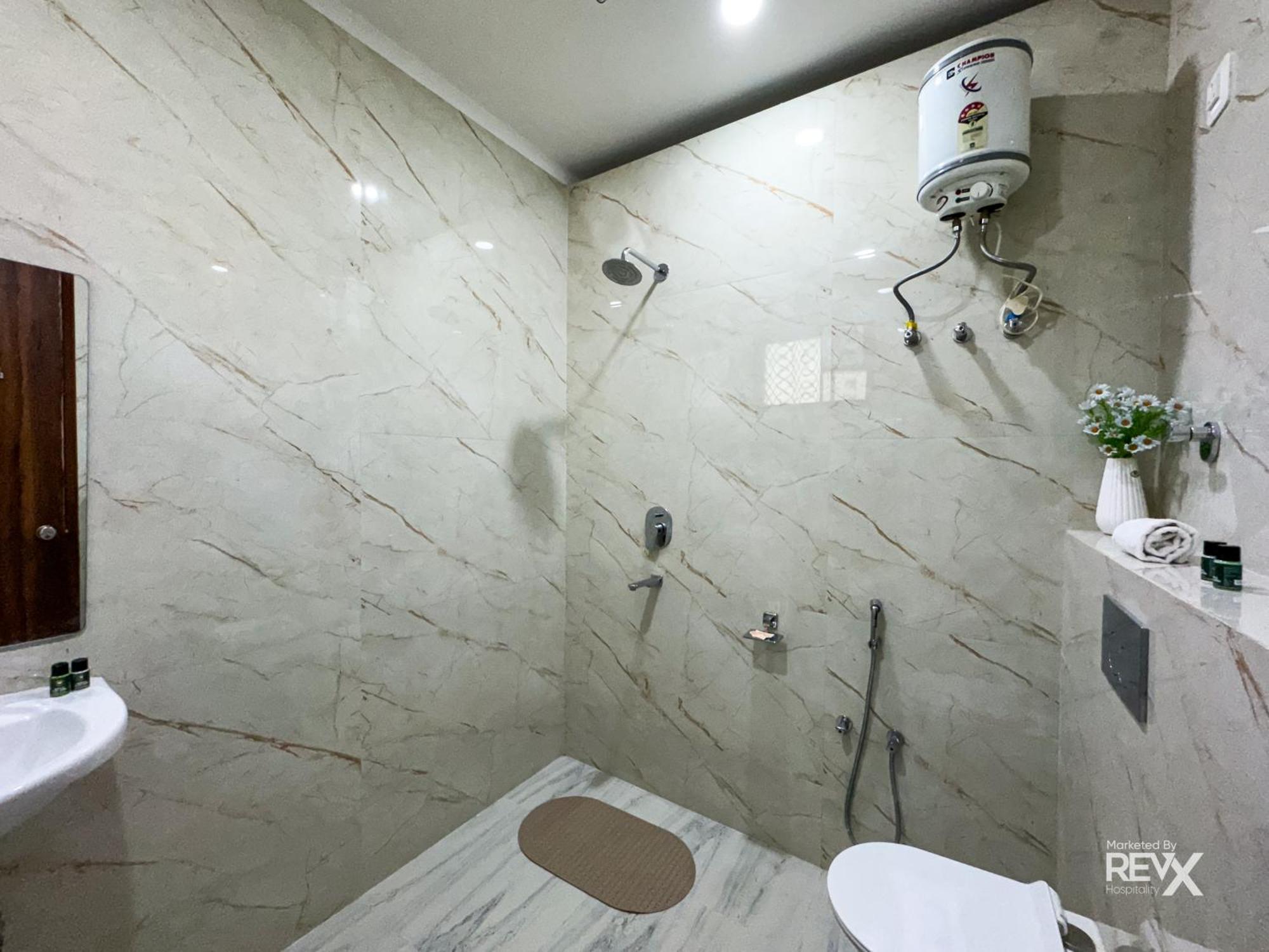Guru Sadan A Luxe Homestay