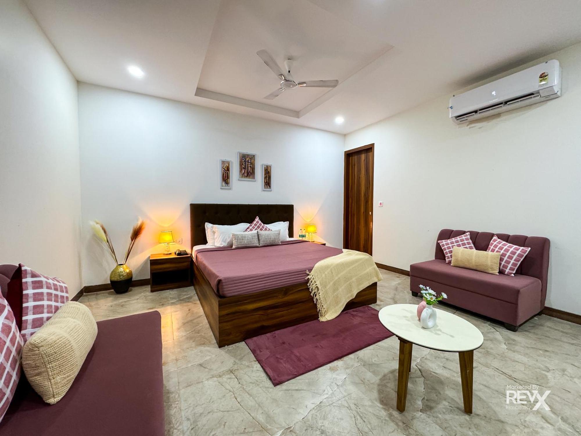 Guru Sadan A Luxe Homestay *